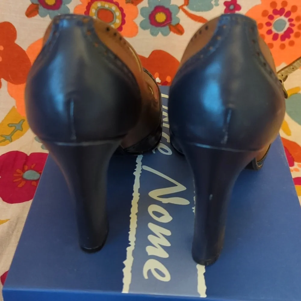 Brown and Black Mary Jane Heels - Picture 5 of 9